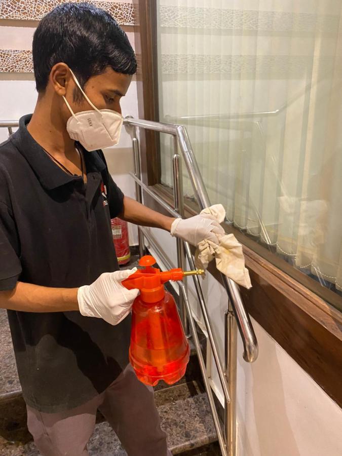 Hotel Meriton Mumbai International Airport T-2 Ngoại thất bức ảnh