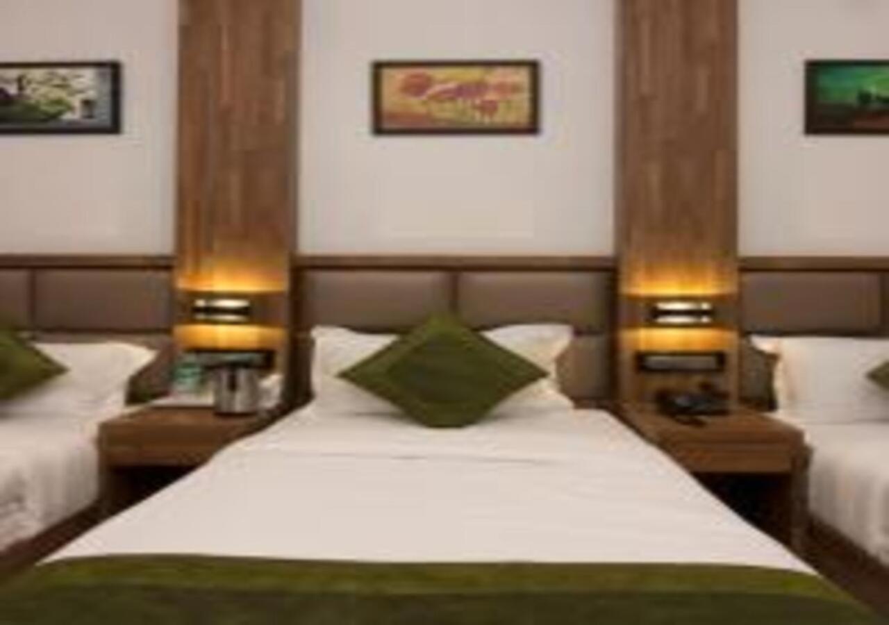 Hotel Meriton Mumbai International Airport T-2 Ngoại thất bức ảnh